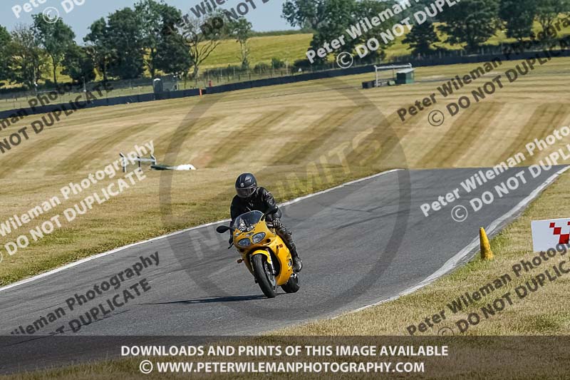 cadwell park;cadwell park photographs;cadwell trackday photographs;enduro digital images;event digital images;eventdigitalimages;peter wileman photography;racing digital images;trackday digital images;trackday photos